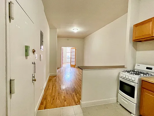 Rented by Compass | media 6