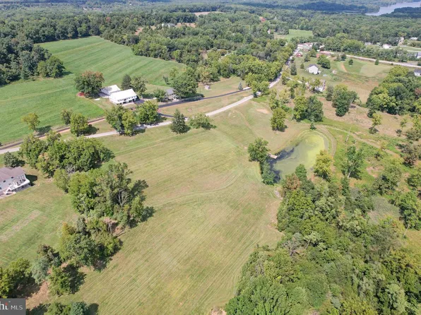 W Camping Area Rd, Dover, PA 17315