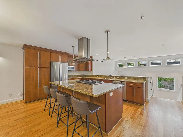 853 De Haro St — Photo 13