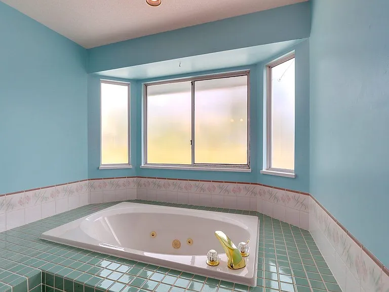 2657 Sandstone Cres #UPPER FLOOR — Photo 24