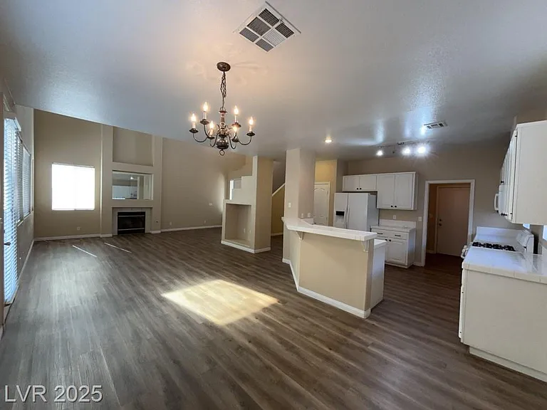 1725 Buttermilk Dr — Photo 10