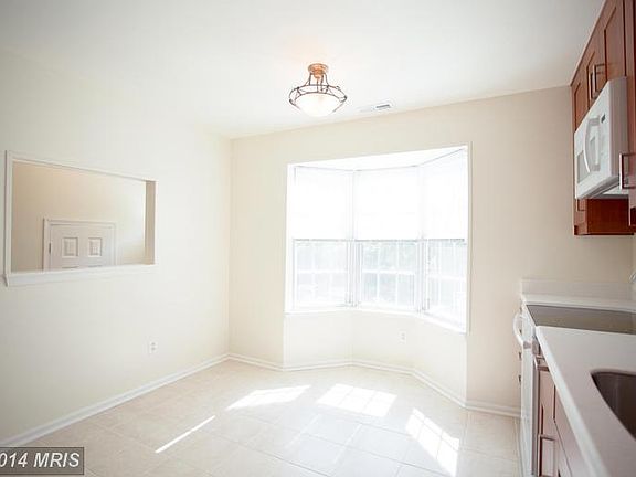 5th image of 8581 Enochs Dr