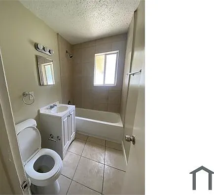 100 SW 24th Ave — Photo 5
