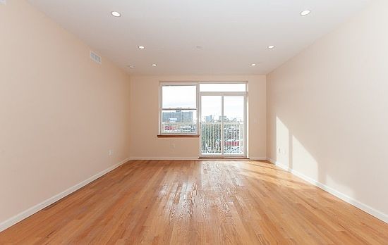 1st image of 2818 W 17th St