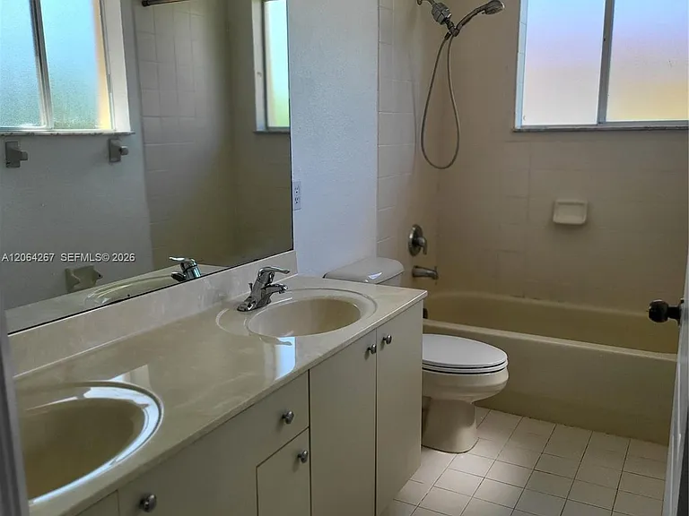 21436 SW 85th Ct #21436 — Photo 8