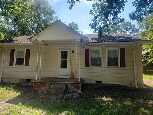 2014 E Williams St Photo 1
