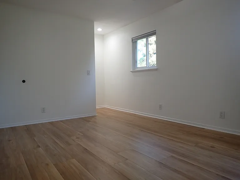 10156 Holburn Dr — Photo 19