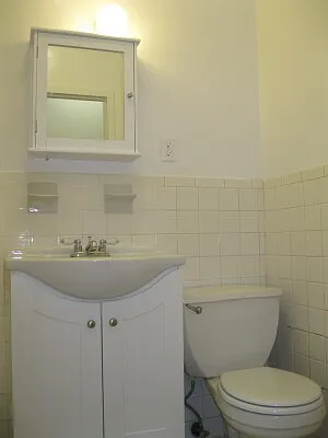 Rented by Tower Brokerage | media 9