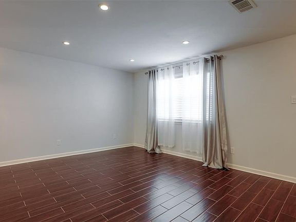 4th image of 11899 Algonquin Dr #9