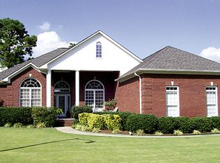 2513 Southhurst Dr SE, Huntsville, AL 35803