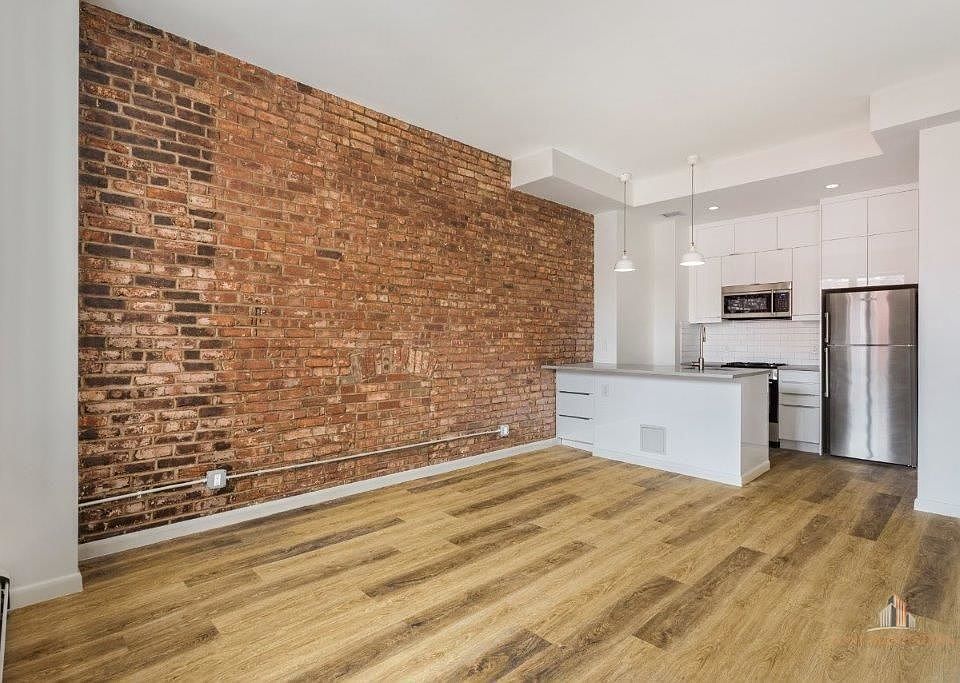 2nd image of 233 W 137th St #6B