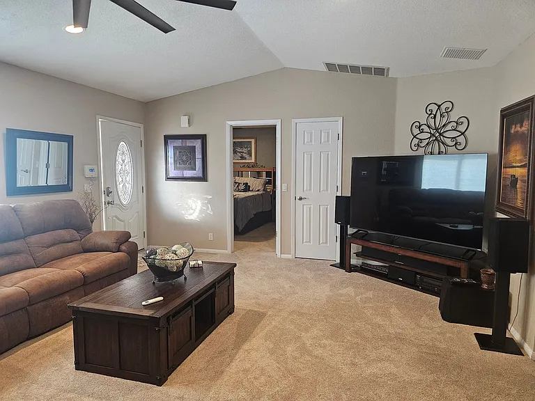 3740 Breakwater Dr — Photo 5