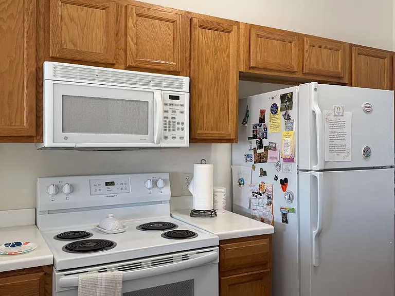 300 State St E #216 — Photo 14