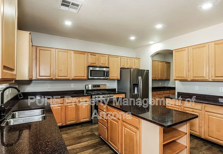 43558 W Oster Dr — Photo 7