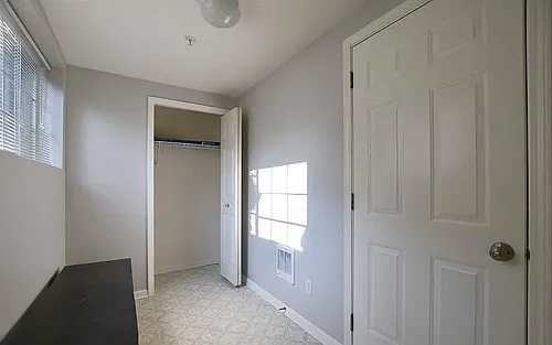 1449 Ashford Ct Photo 1