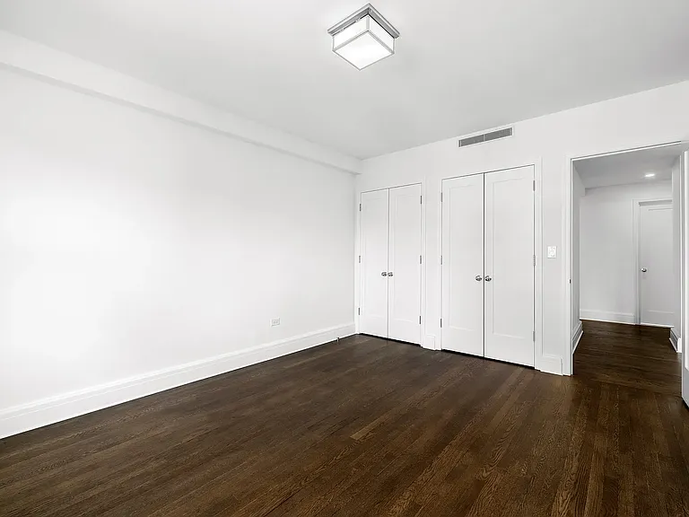 1085 Park Ave #8A — Photo 9