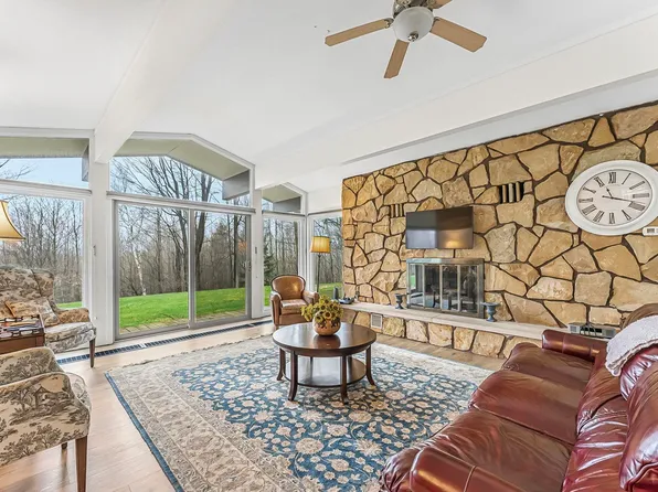 3528 Potter Rd, Bear Lake, MI 49614