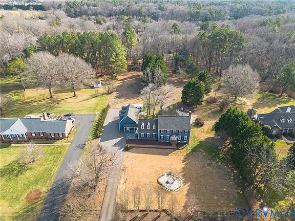 3rd image of 2317 Wheatlands Dr