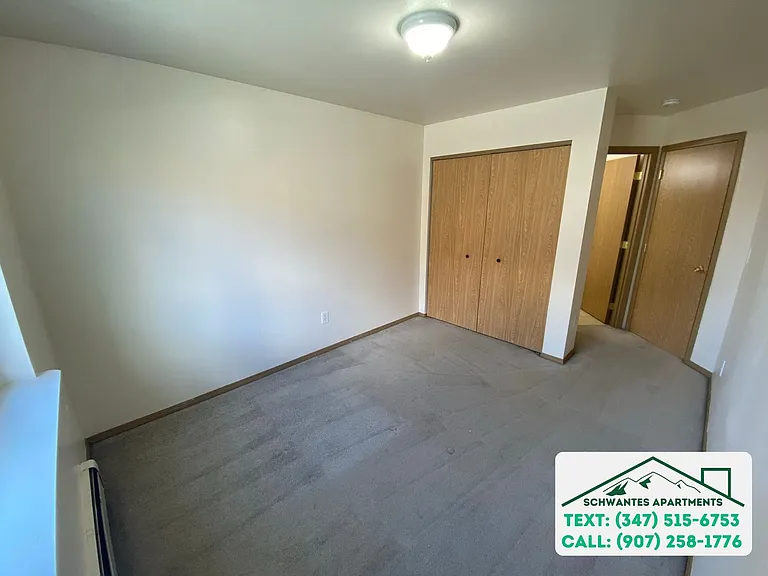 2329 Eureka St — Photo 14