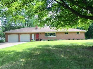 6413 Ravine Rd, Kalamazoo, MI 49009