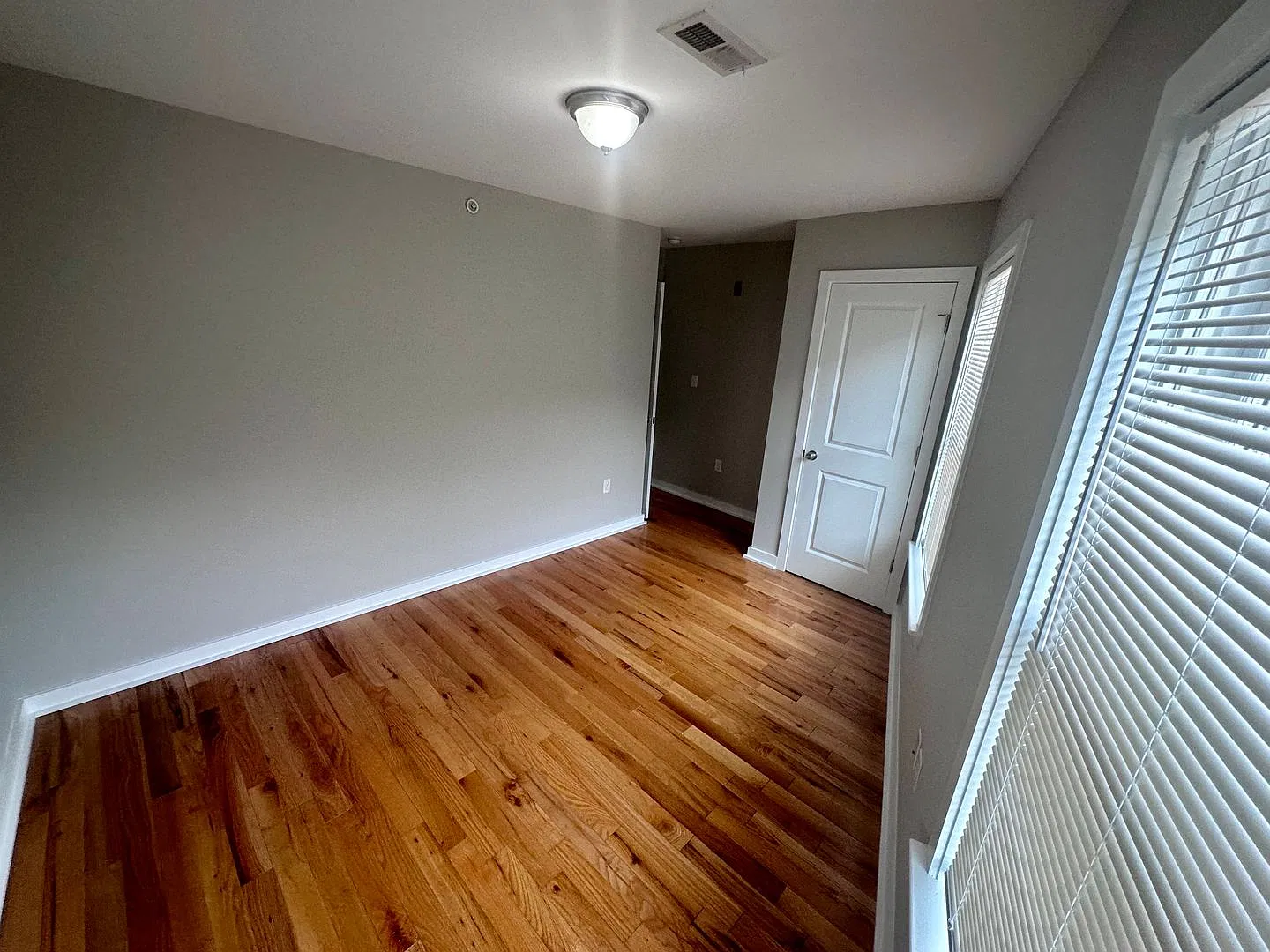 4444 Cresson — Photo 3