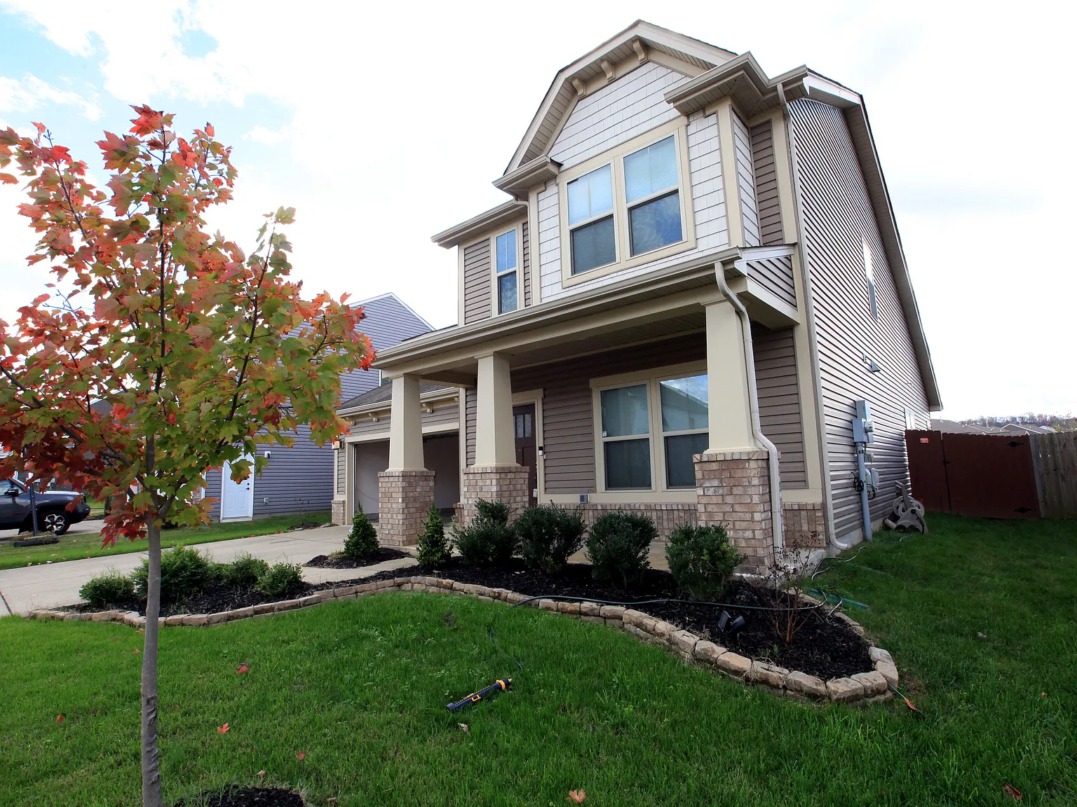 Avondale - 3 Bed 2.5 Bath — Photo 4