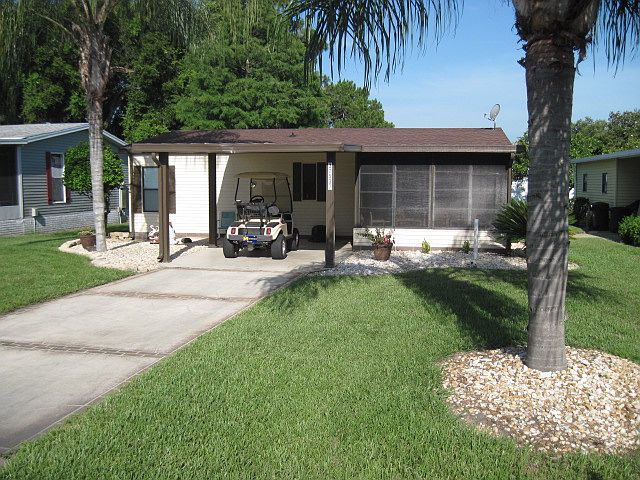 1st image of 32537 W Golf Ct