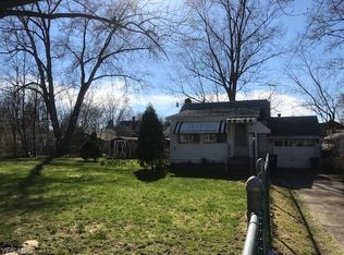 1264 Murray Ave, Akron, OH 44310