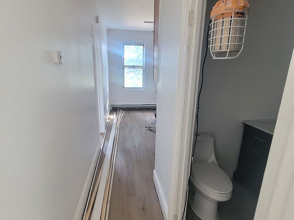hallway to kitchen