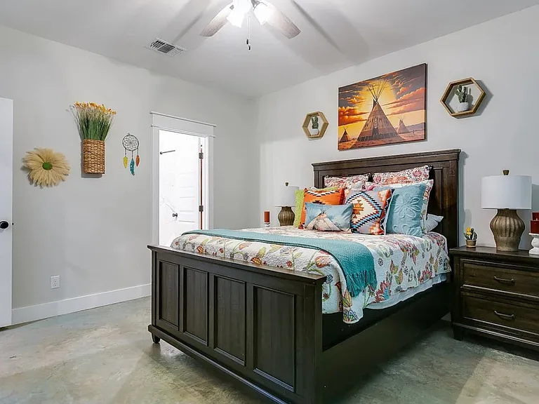 2307 W Beauregard Ave #B — Photo 15
