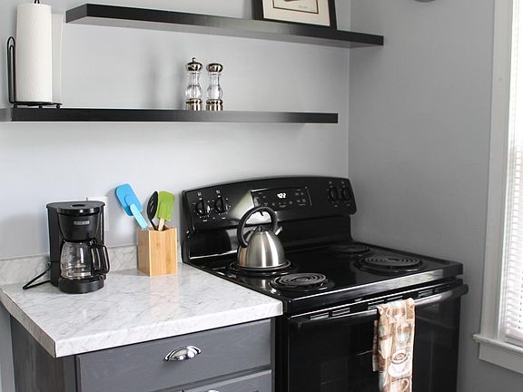 Appliances - just one year and in great condition (furnishings no longer available)