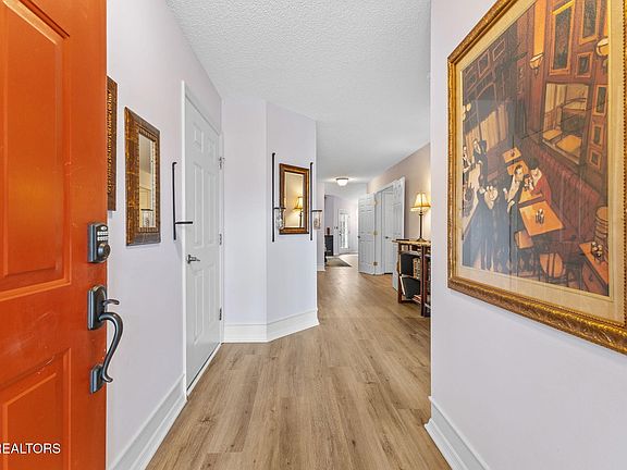 4th image of 8608 Flagstone Way