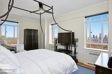 Rented by Brown Harris Stevens