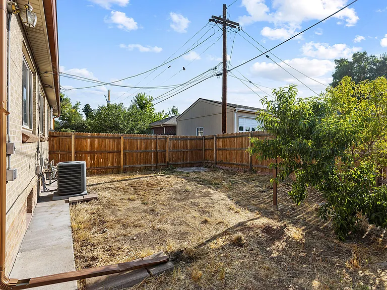 4800 Fenton St — Photo 21