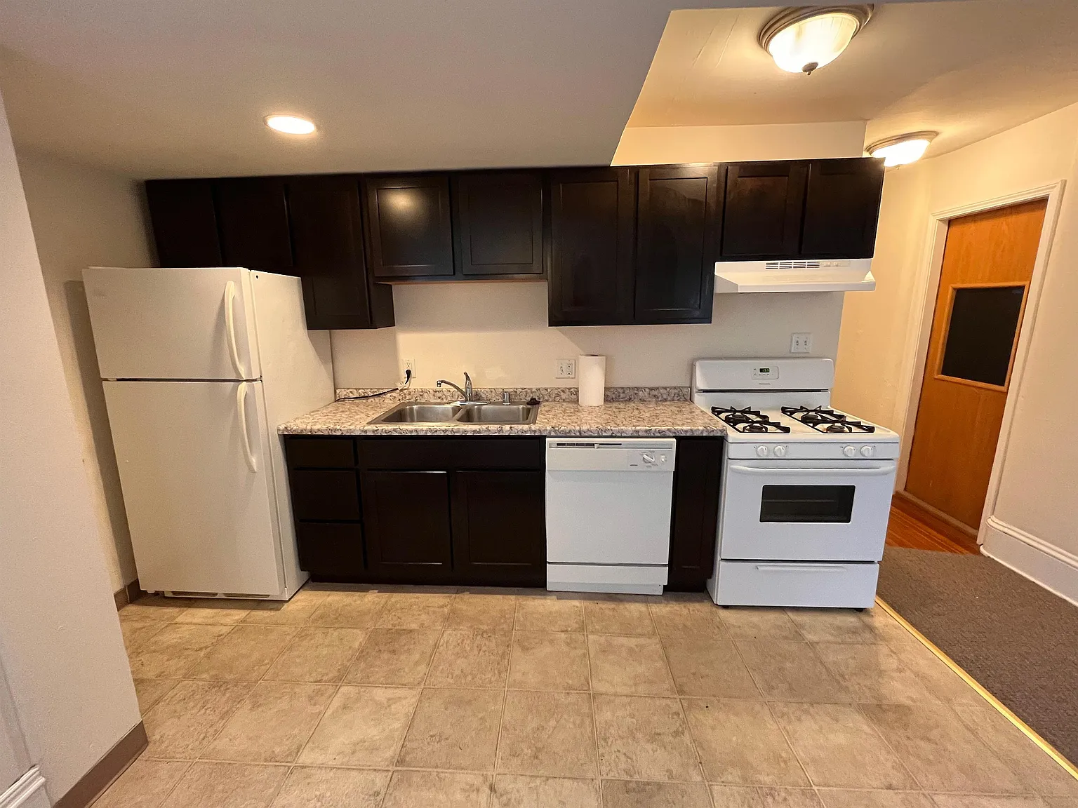 129 East Gorham Street - Unit 4 — Photo 3
