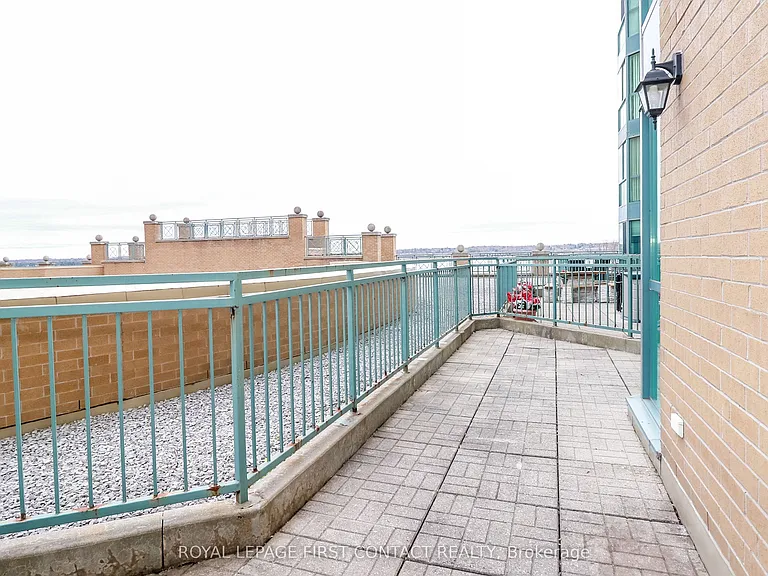 140 Dunlop St E #309 — Photo 17