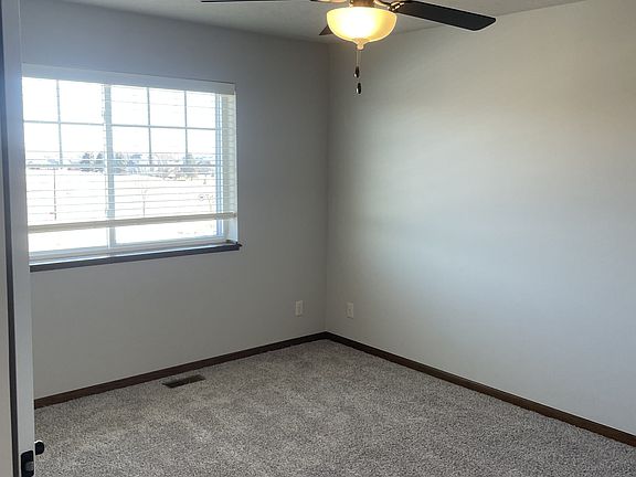 4th image of 6221 SW Cortez St #1