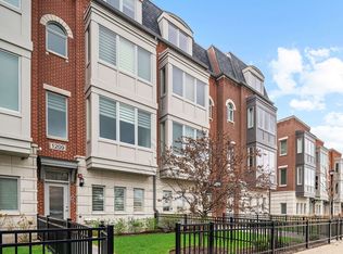 1209 Shermer Rd, Northbrook, IL 60062