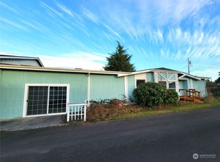 40 Irving St, Cathlamet, WA 98612