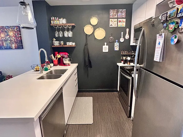 101 Shoreview Pl #110 — Photo 6