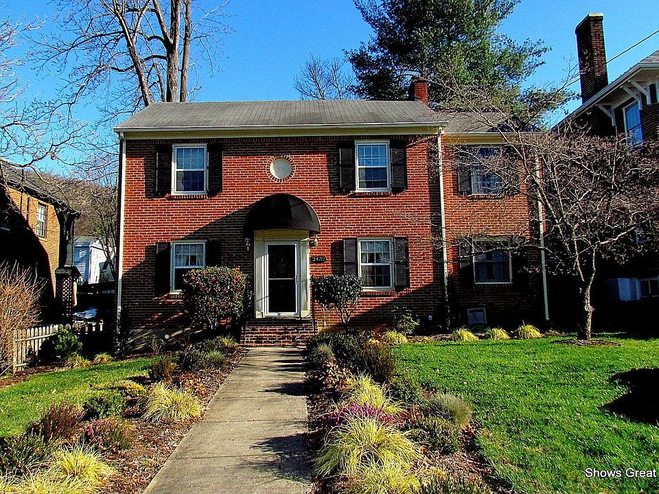 For Sale: 2432 Jefferson ST, Roanoke, Virginia 24014