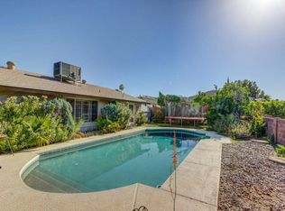 709 E Country Gables Dr, Phoenix, AZ 85022