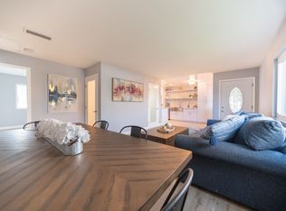 397 La Perle Ln APT A, Costa Mesa, CA 92627