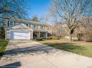 6510 Windmill Ln, West Bloomfield, MI