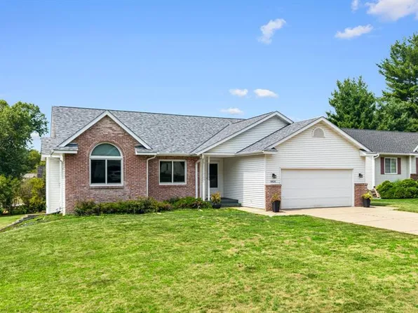 4414 Crest Court, Eau Claire, WI 54701