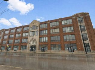 4131 W Belmont Ave Unit 402, Chicago, IL 60641