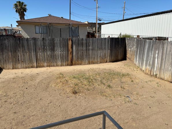 (undisclosed Address), Taft, CA 93268
