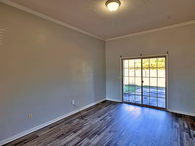 213 Bridgemont Way — Photo 12