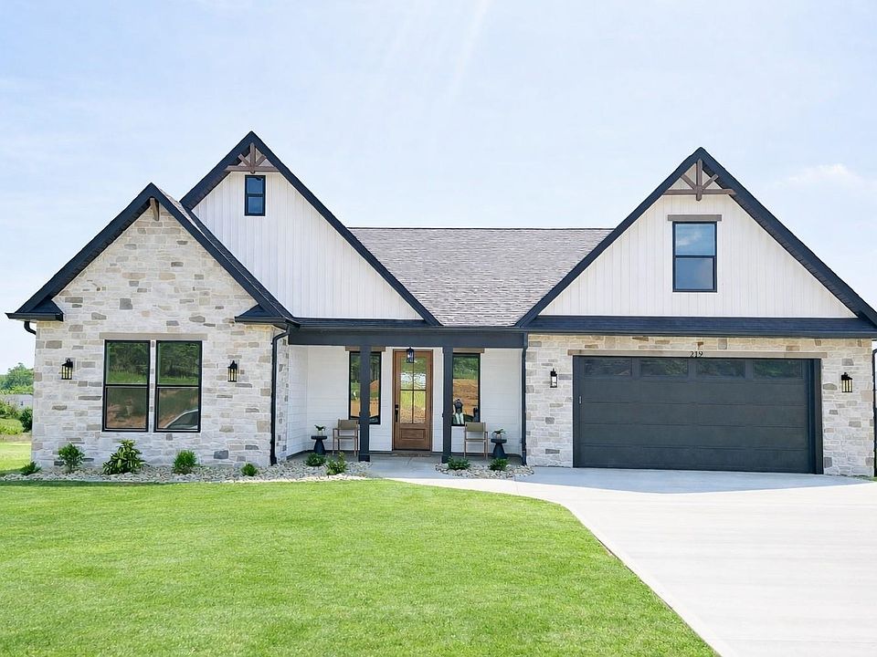 1st image of 219 Artisan Dr