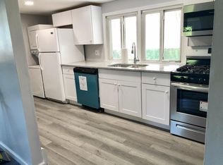 20 S Coles Ave FLOOR 2, Maple Shade, NJ 08052